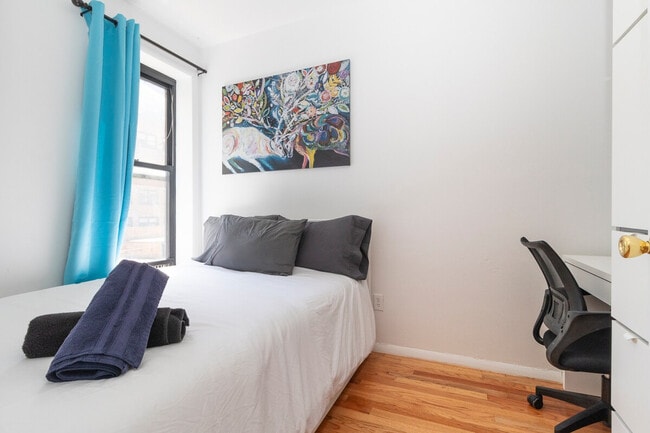 Photo - 306-318 East 96th Street-SI ID1032044P Unidad SI ID1032044P