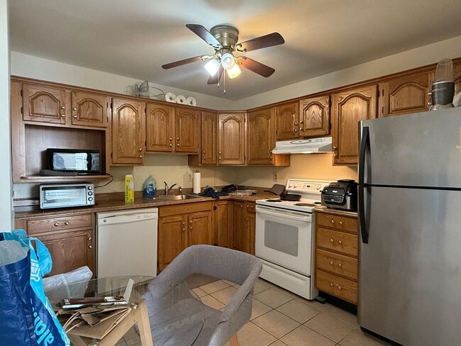 Photo - 137 E Market St Unit 2nd Floor