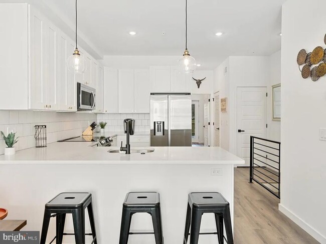 Photo - 1735 S 23rd St Unit 2