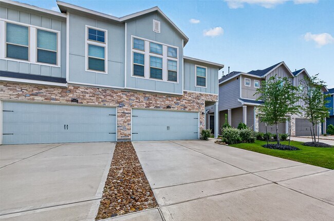 Photo - 5558 Amber Brook Ln