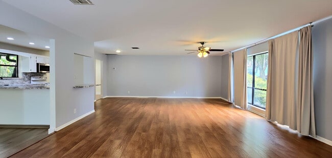 Photo - 10188 SW 53rd Ct