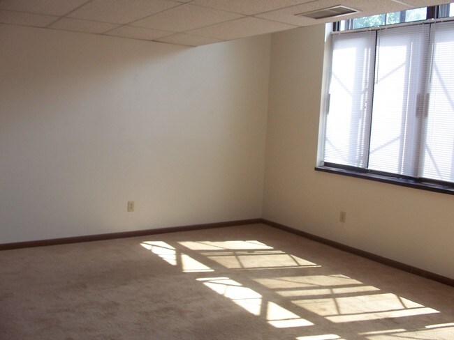 Photo - Parkway Apartments