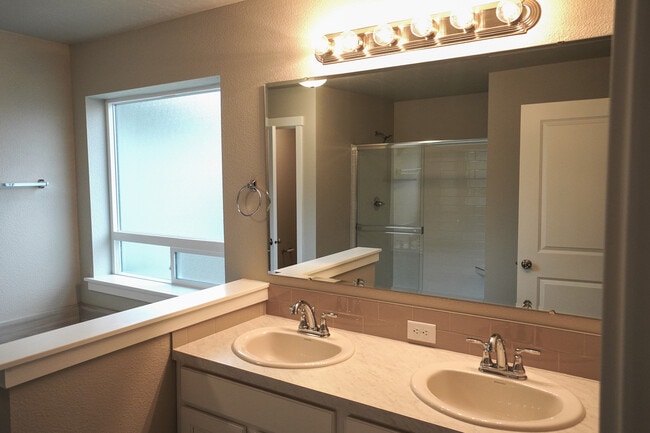 Photo - 3154 N Greengate Way