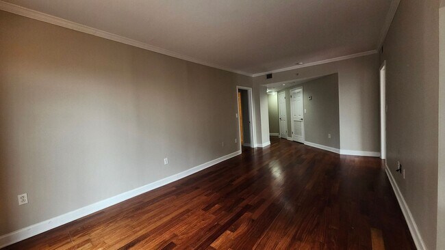 Photo - Spacious Midtown Condo with 2 Bedrooms, 2 Balconies & Internet Included!