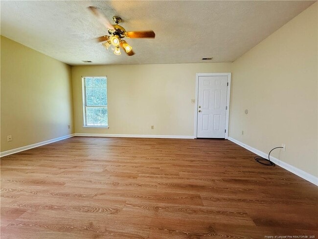 Photo - 2040 Glenwick Dr