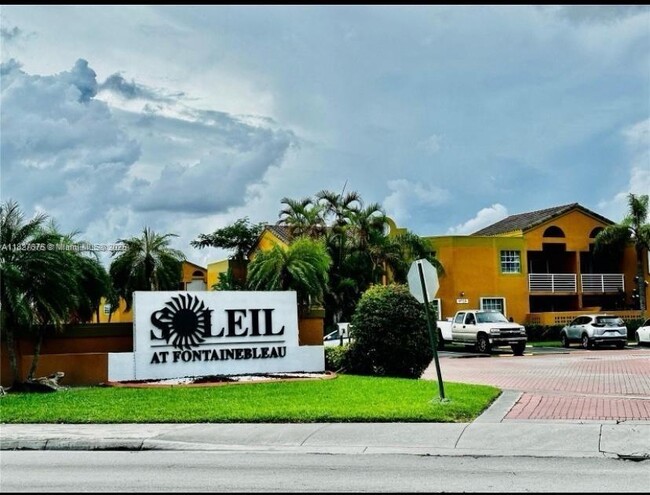 Photo - 9725 Fontainebleau Blvd Unidad A109 Rental