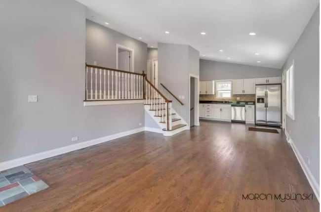 Photo - 496 E Butterfield Rd