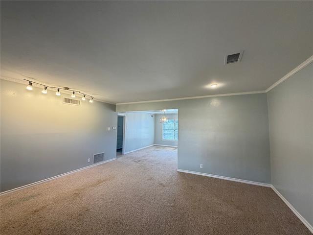 Building Photo - 6111 Bandera Ave Unit C