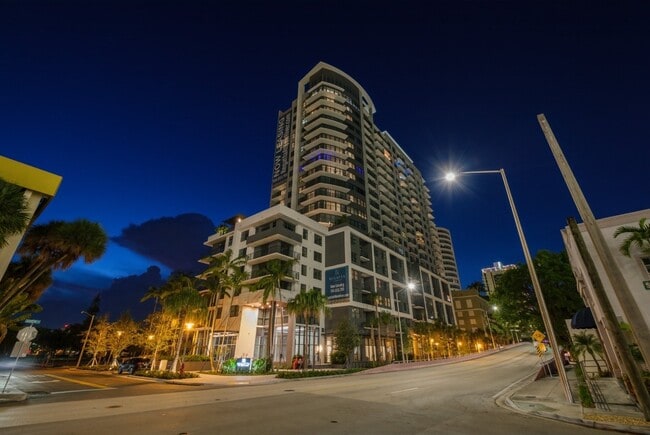 Building Photo - New River Yacht Club Rental