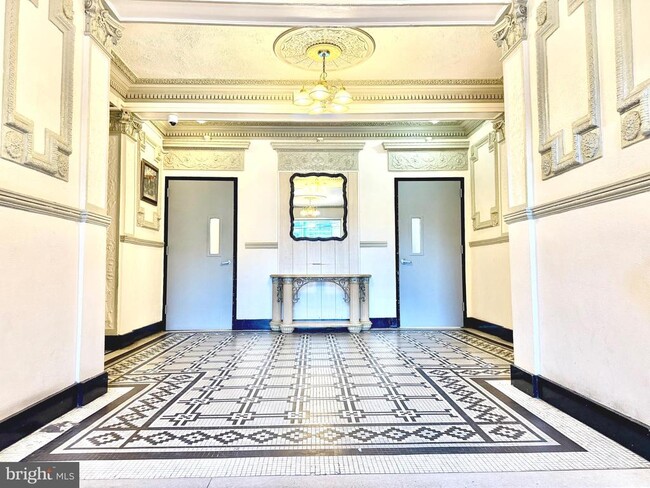 Photo - 4120 14th St NW Unidad B2