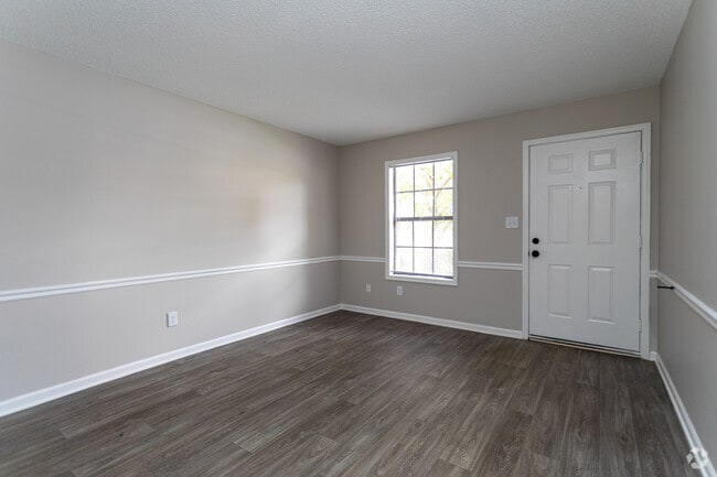 1BR, 1BA - 647SF