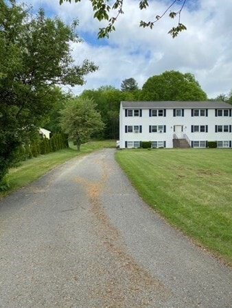 Building Photo - 128 State Rd Unit C