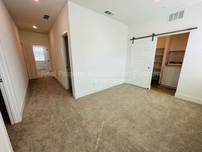 Photo - 2879 E Teaberry Dr