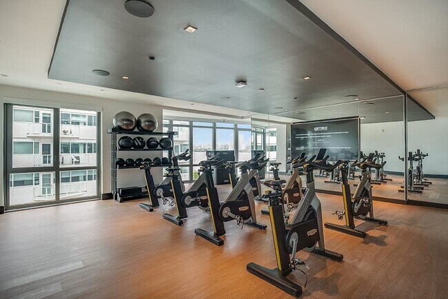 Photo - 900 Ave at Port Imperial