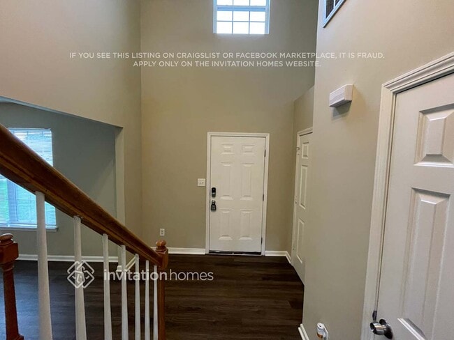 Photo - 171 Golding Dr
