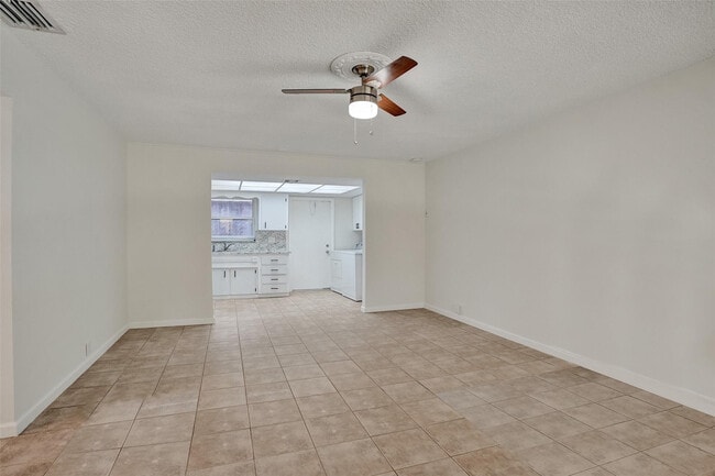 4240 NW 21st Ave