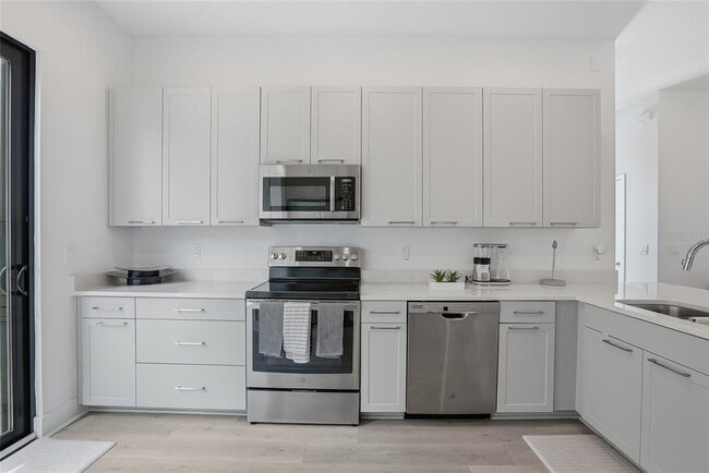 Photo - 4810 W McElroy Ave
