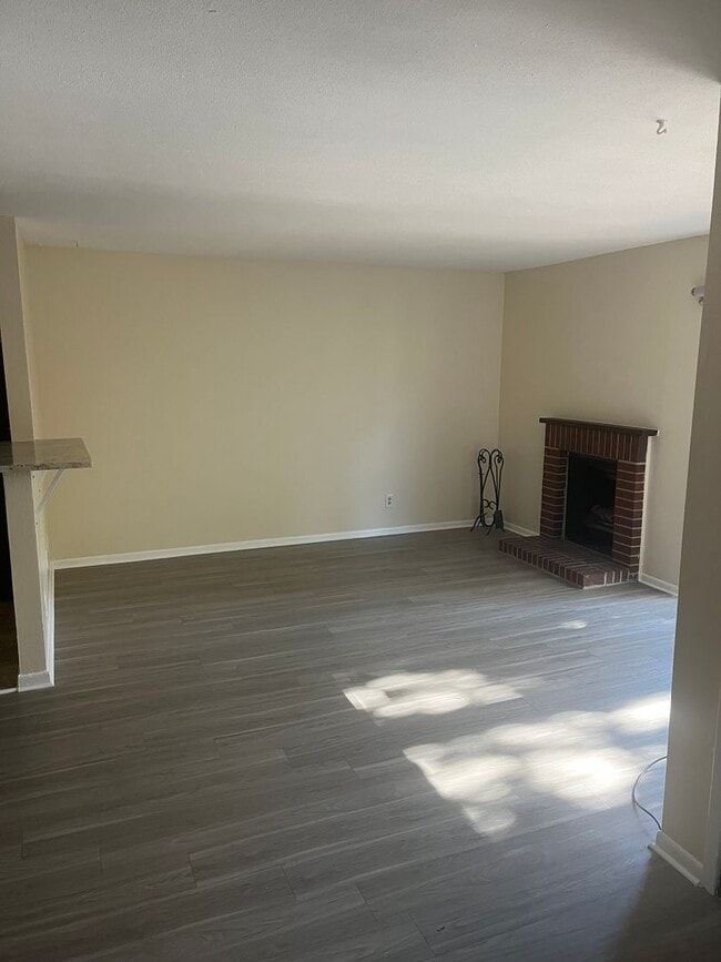 Photo - Spacious 1br/1ba Condo Unit 126