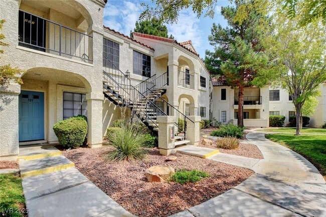 Photo - 4700 Nara Vista Way Unit 101