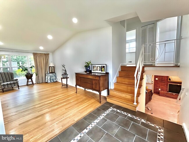 Photo - 10202 McGovern Dr