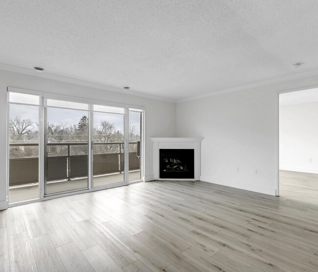 Photo - Rivers Edge I (200 Eagle Street)
