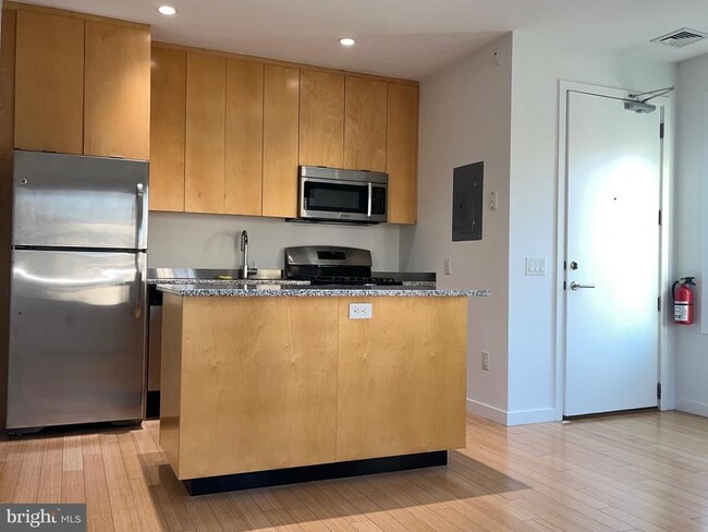 Building Photo - 190 Witherspoon St Unit A