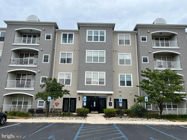 Building Photo - 426 Masterson Ct Unit 426 Rental