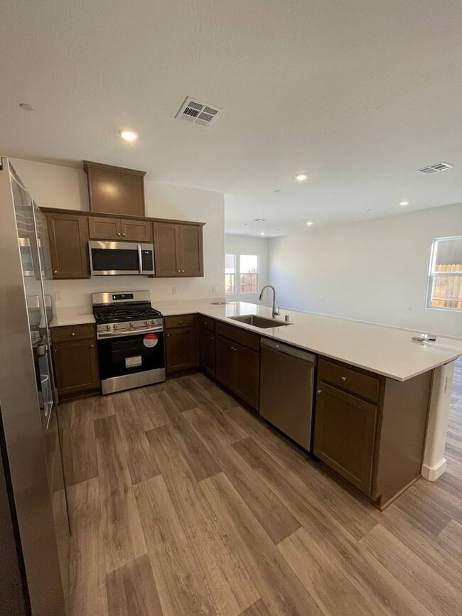 Photo - Modern Comfort Meets Family Living in Madera!