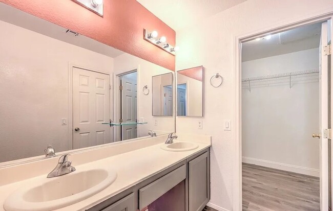 Photo - 1425 Bow Creek Ct
