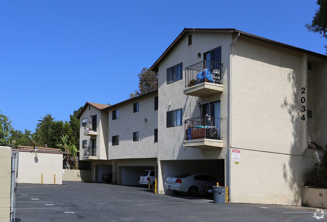 Photo - Canyon Lodge Apartments