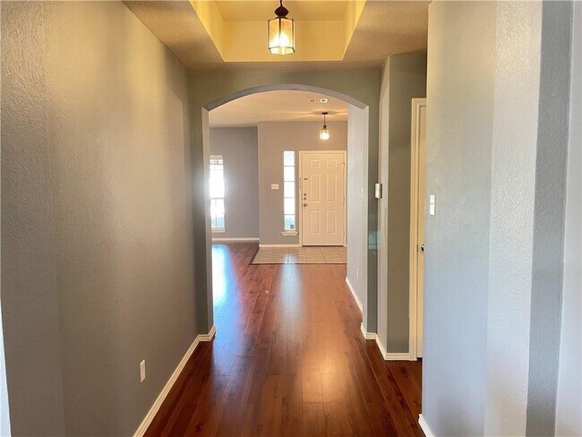 Photo - 716 Arrowood Pl