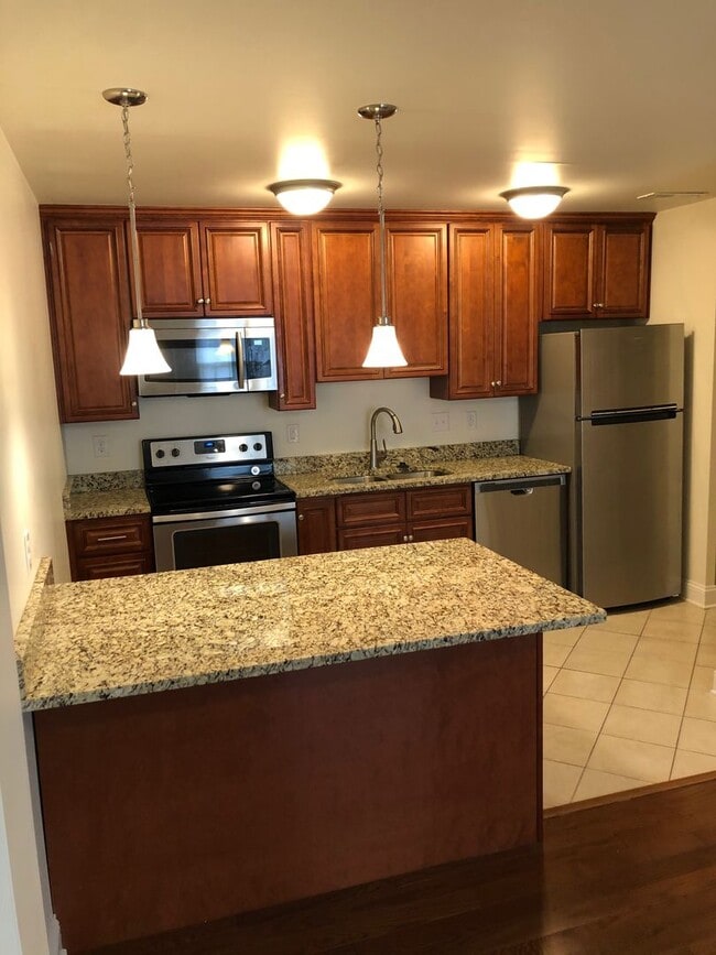 Photo - Brandon Ladd Apartments & Townhomes