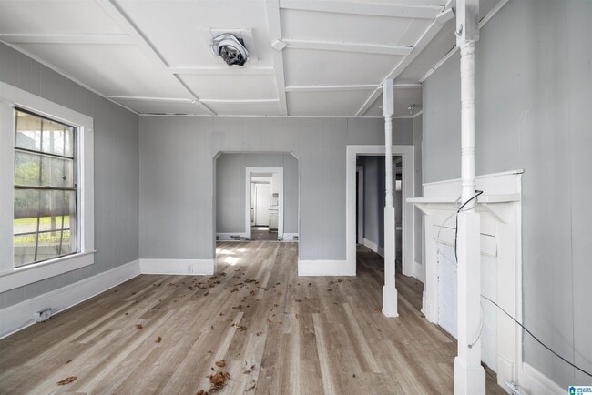 Photo - 804 42nd St N