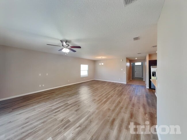 Photo - 154 Bloomfield Wy