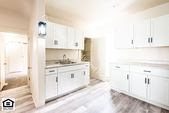 Photo - 1240 Boone St Unit 1240 1/2 Boone St