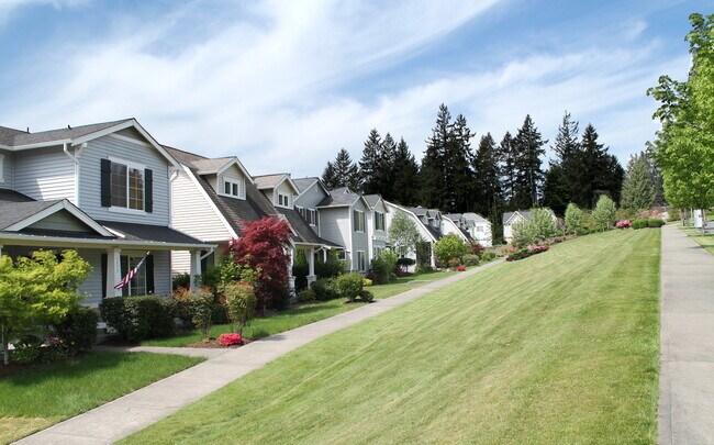Photo - Beautiful DuPont 3 bedroom + Loft + Den Home