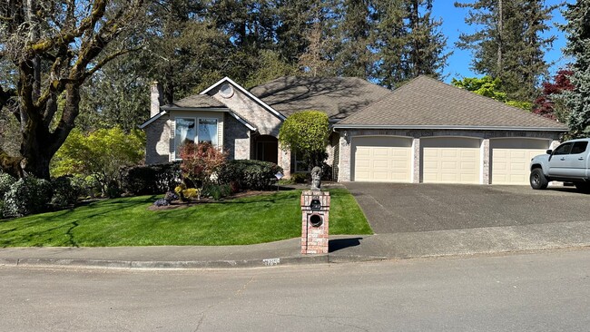 Building Photo - Cedar Mill, Gorgeous 3 bed 2.5 bath home. Walk through video