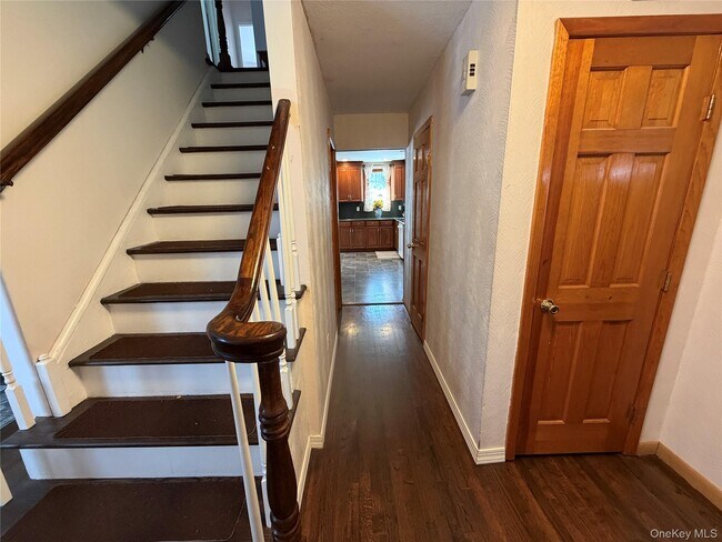 Photo - 32 Landview Dr