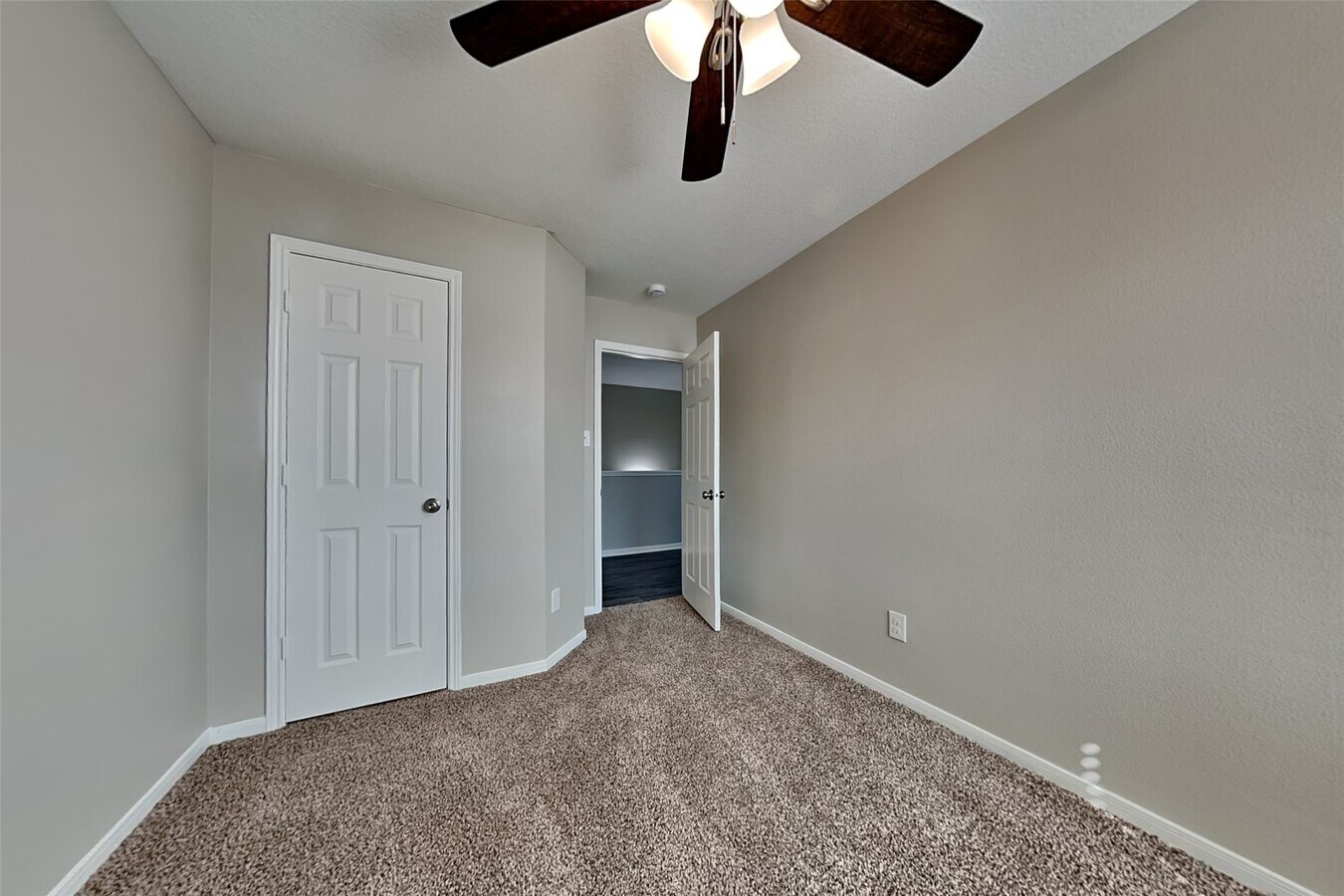 Photo - 16825 Greenhouse St