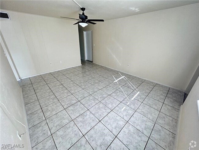 Building Photo - 2828 Jackson St Unit C7 Rental