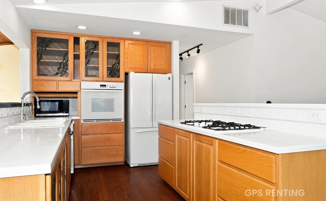 Photo - 17224 Beach Dr NE