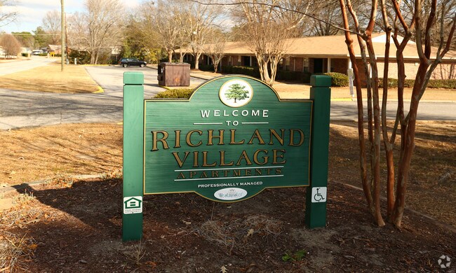Photo - Richland Village