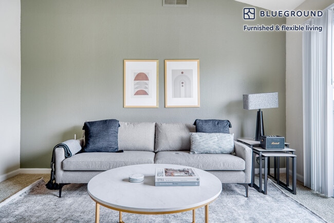 Photo - 243 Rock Harbor Ln Unidad FL2-ID1293