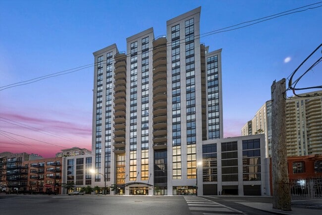 Photo - 435 W Erie St Unit 1708