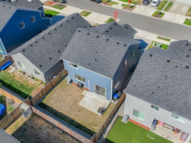 Photo - Beautiful 4 bedroom home