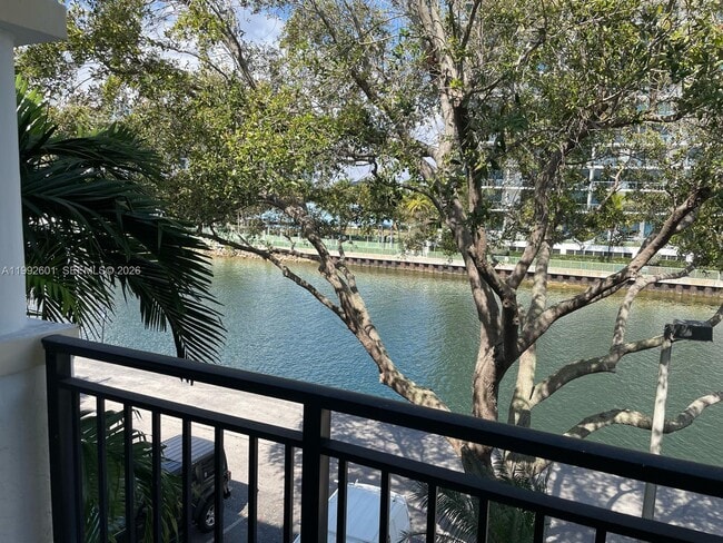 Photo - 3245 NE 184th St Unit 13304