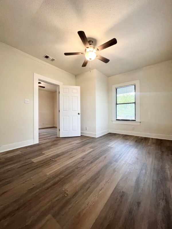 Photo - 4611 S Hackberry St Unit 101