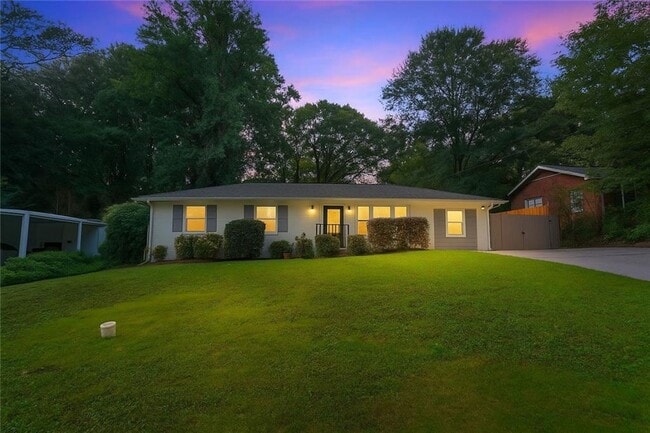 Building Photo - 2710 Dresden Dr Rental