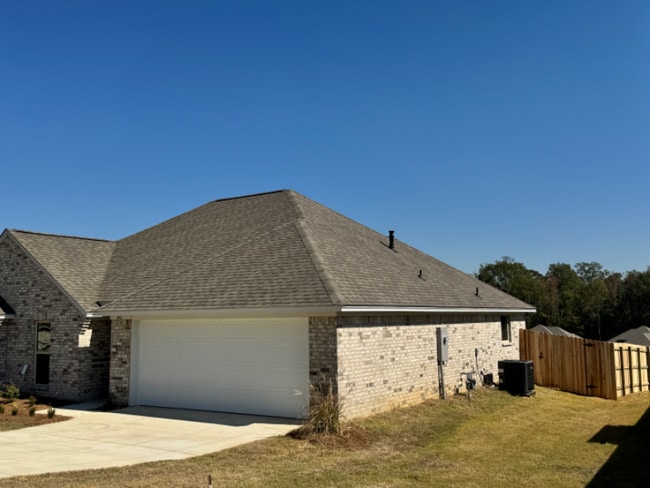 Photo - 492 Silver Hill Dr