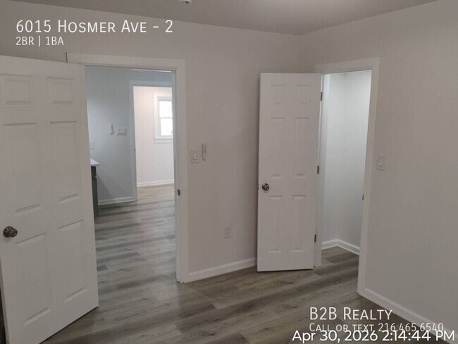 Photo - 6015 Hosmer Ave Unidad 2